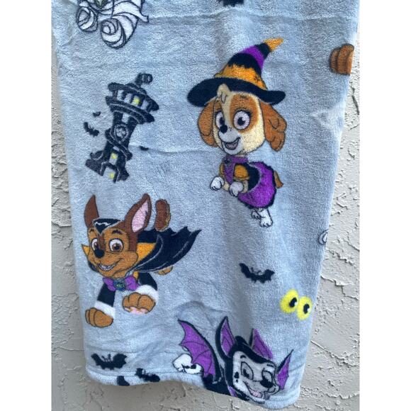 Paw Patrol Halloween Throw Blanket 50x70 – Chase Skye Vampires Mummies Ghosts - Picture 3 of 5